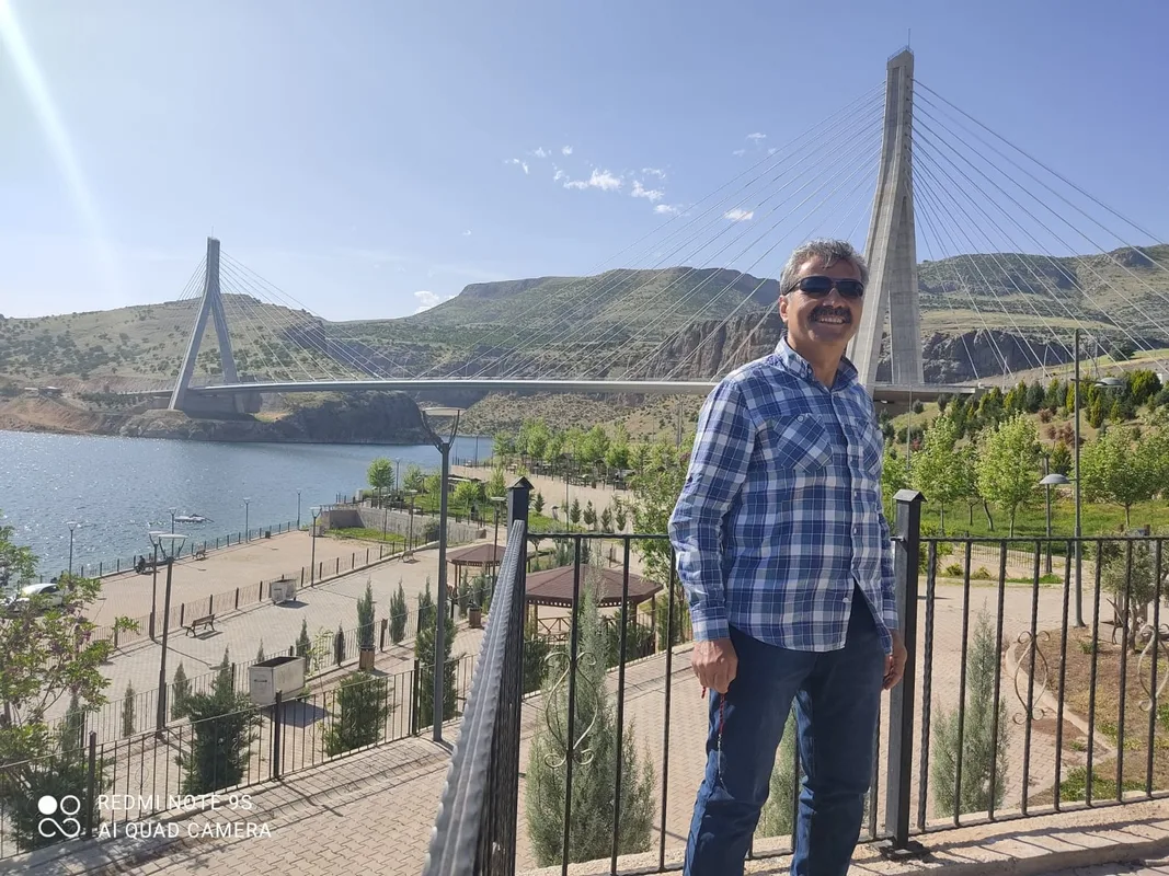 Ramazan Erdoğan bir okul etkinliğinde
